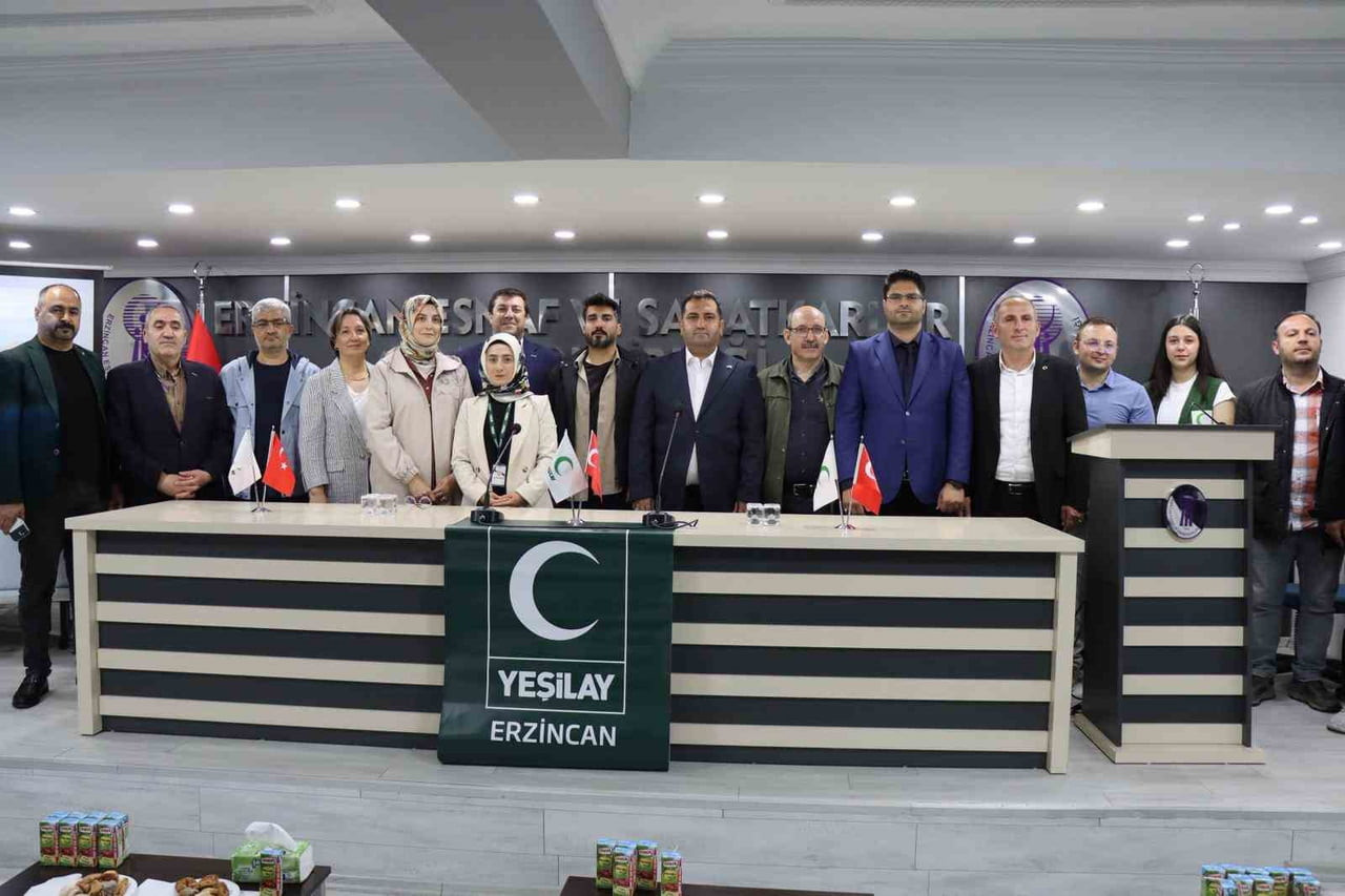 YEŞİLAY ERZİNCAN GENEL KURULU YAPILDI