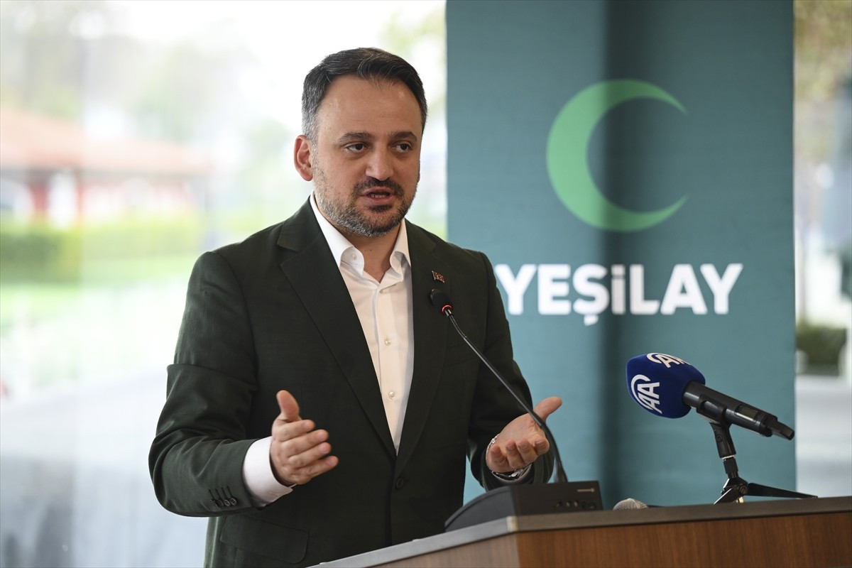Yeşilay ve Uluslararası Genç Derneği işbirliğinde, gençlik çalışmalarında güncel ihtiyaçların ve...