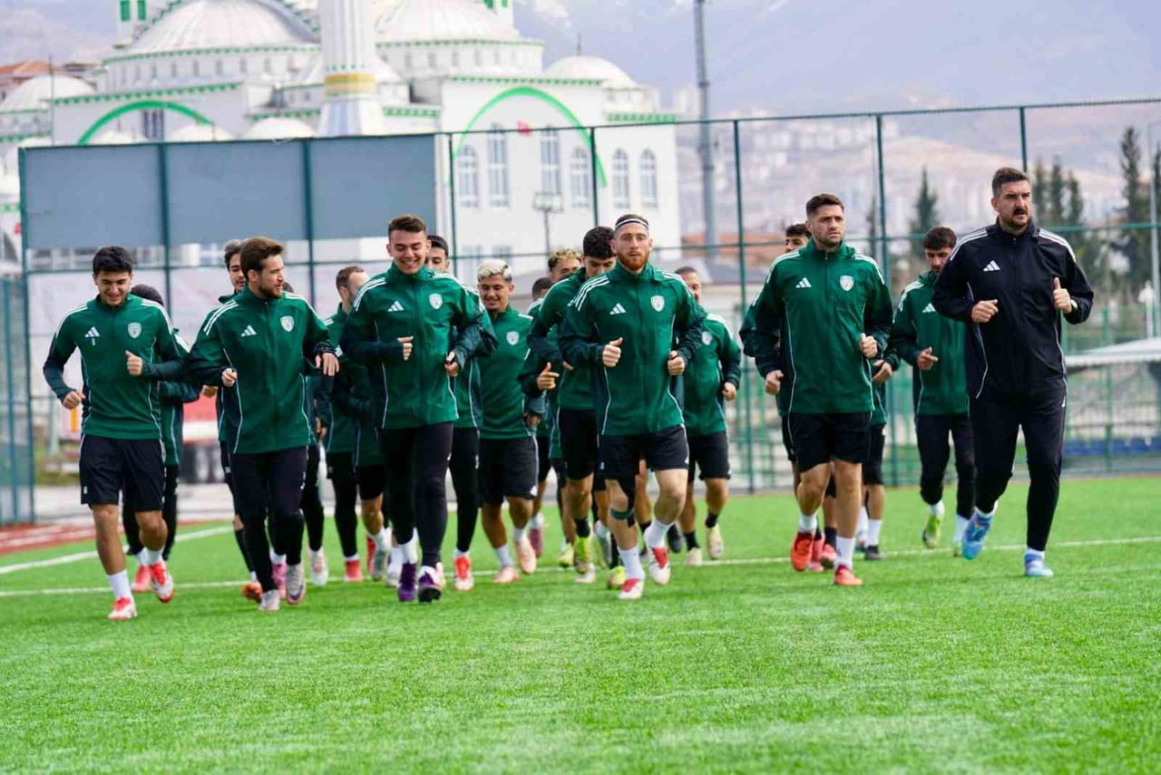 YEŞİLYURTSPOR, AĞRI DEPLASMANI İÇİN HAZIR