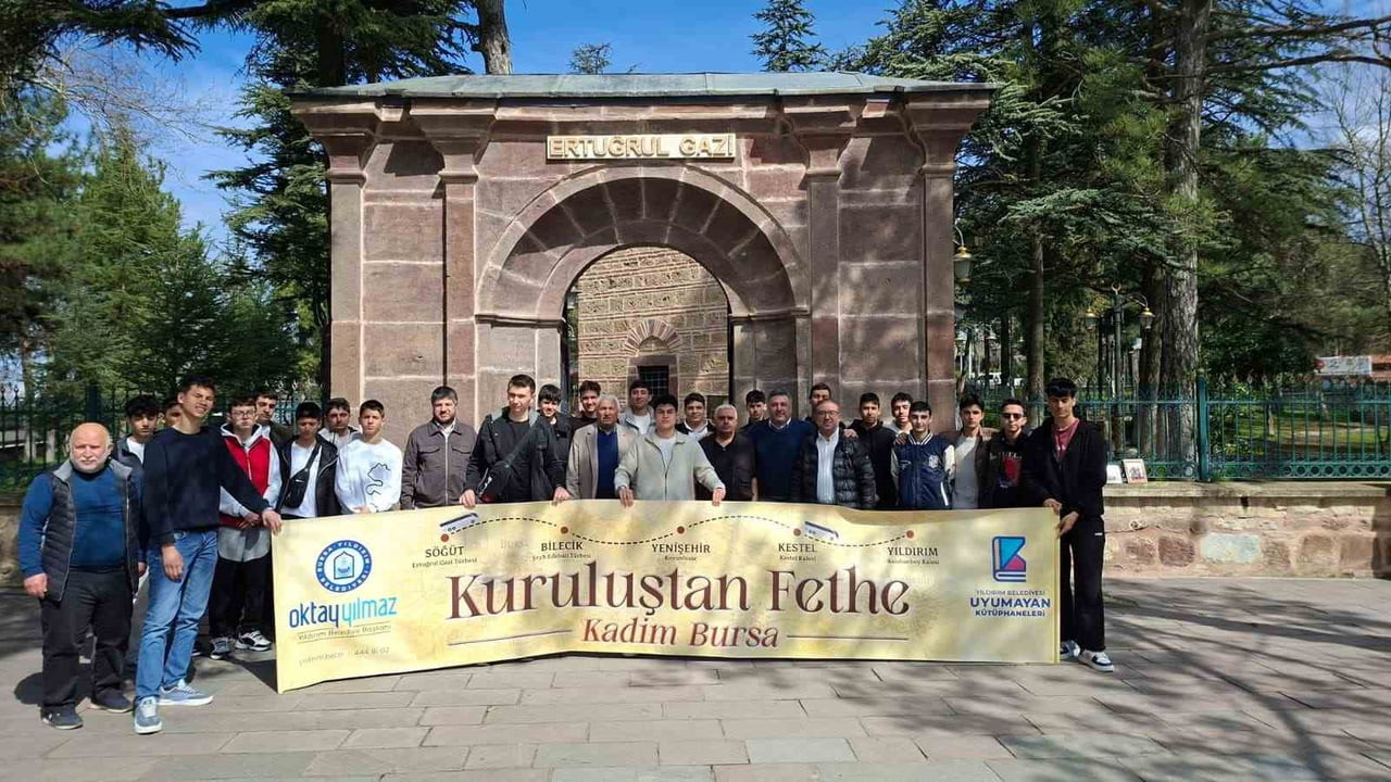 YILDIRIM BELEDİYESİ, BURSA’NIN FETHİNİN 700. YILI DOLAYISIYLA LİSE ÖĞRENCİLERİNİ, OSMANLI’NIN...