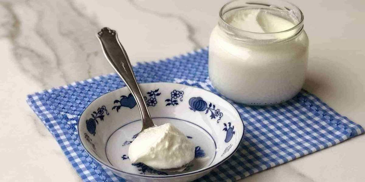 Yoğurt Neden Sulanır