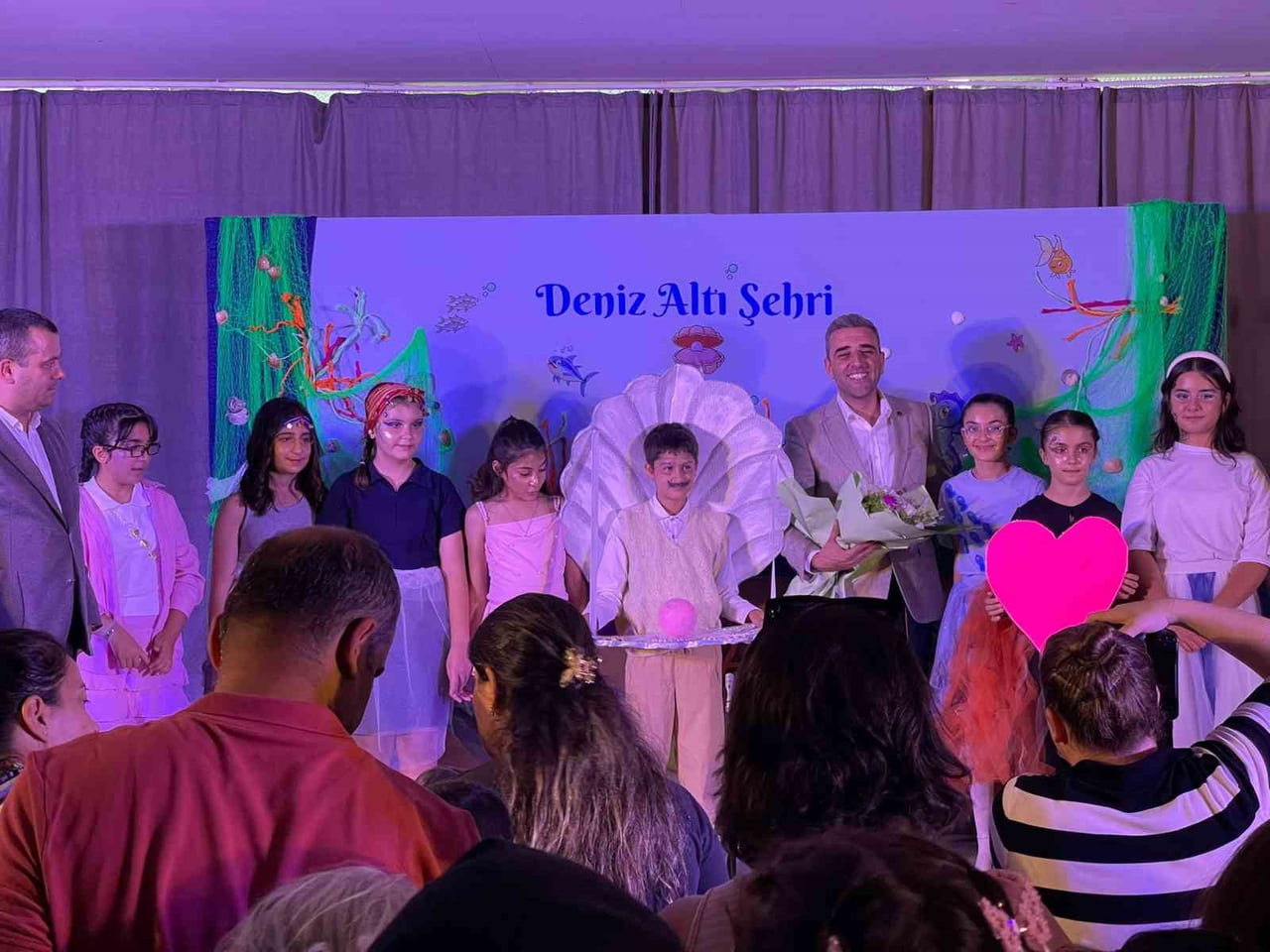YÖNETMENLİĞİNİ ALBET ŞAKRAN TİYATRO TOPLULUĞU SANAT YÖNETMENİ PUSAT ÜRKMEZ'İN ÜSTLENDİĞİ OYUNLAR...