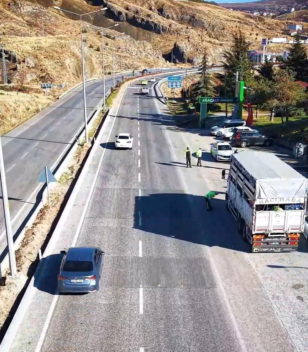 YOZGAT İL EMNİYET MÜDÜRLÜĞÜ, KURBAN BAYRAMI ÖNCESİ VE SÜRESİNCE VATANDAŞLARIN GÜVENLE SEYAHAT...