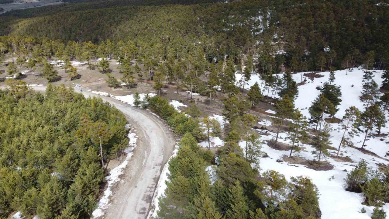 YOZGAT’IN AKDAĞMADENİ İLE ÇAYIRALAN İLÇELERİ ARASINDAKİ YÜKSEK RAKIMLI DAĞLARDA BAHARIN GELİŞİYLE...