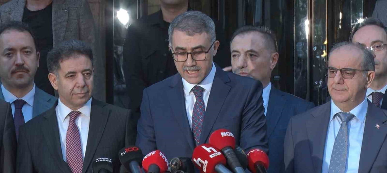 YÜKSEK SEÇİM KURULU (YSK) BAŞKANI SERDAR MUTTA, CHP’YE AÇILAN DAVA SONUCU GERÇEKLEŞEN MUTLAK...