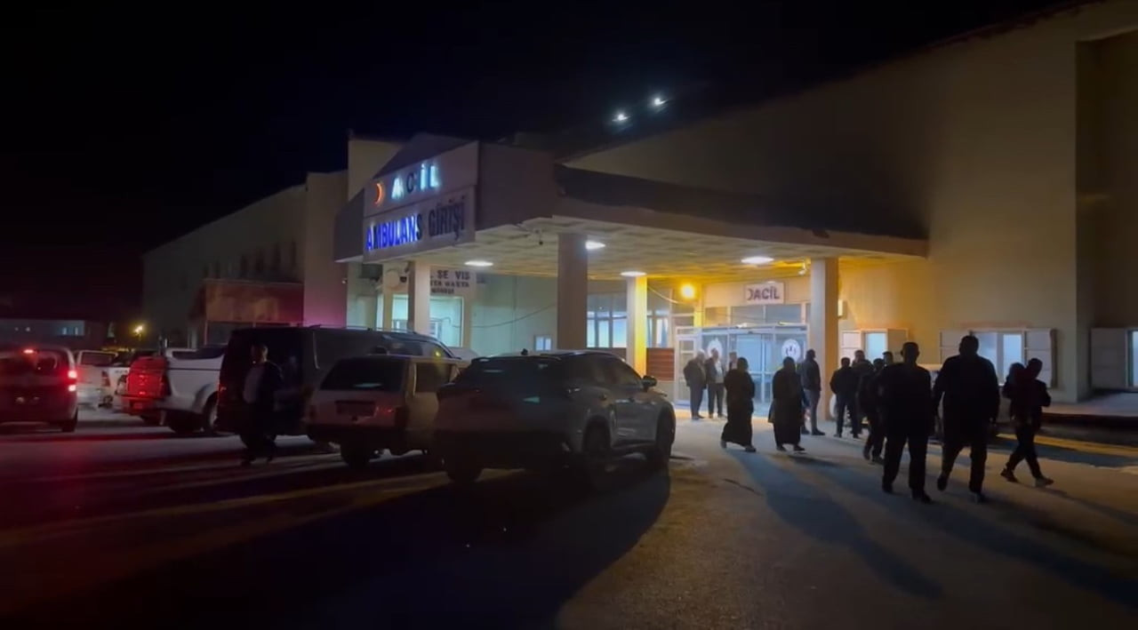 YÜKSEKOVA İLÇESİNDE HASTANENİN KAZAN DAİRESİNDE MEYDANA GELEN DOĞAL GAZ PATLAMASINDA 3 PERSONEL...