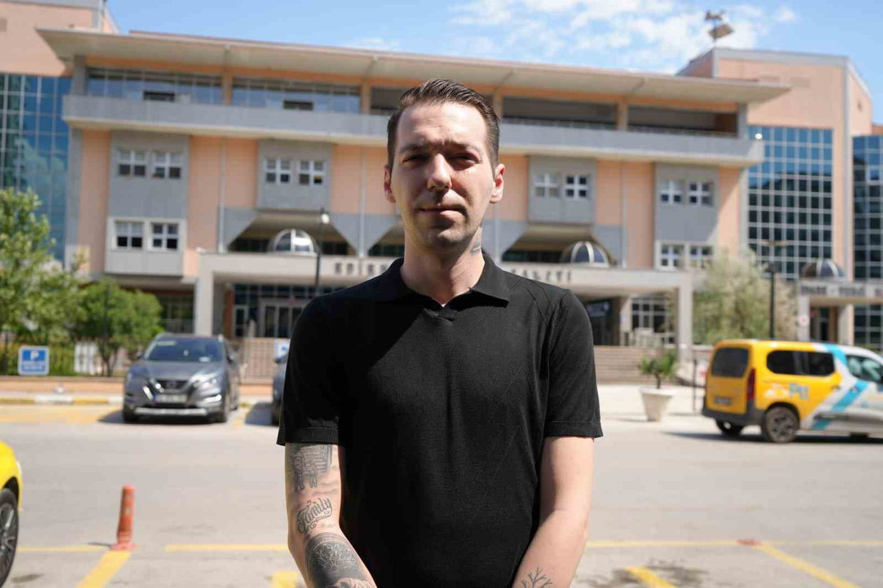 YUNANİSTAN'DA AÇLIK VE SUSUZLUK NEDENİYLE HAYATINI KAYBETTİĞİ İDDİA EDİLEN 4 YAŞINDAKİ AREN...