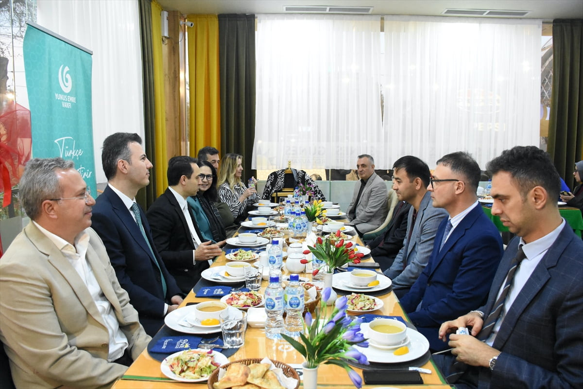 Yunus Emre Enstitüsü (YEE) Taşkent Koordinatörlüğü Özbekistan’da iftar programı düzenledi....