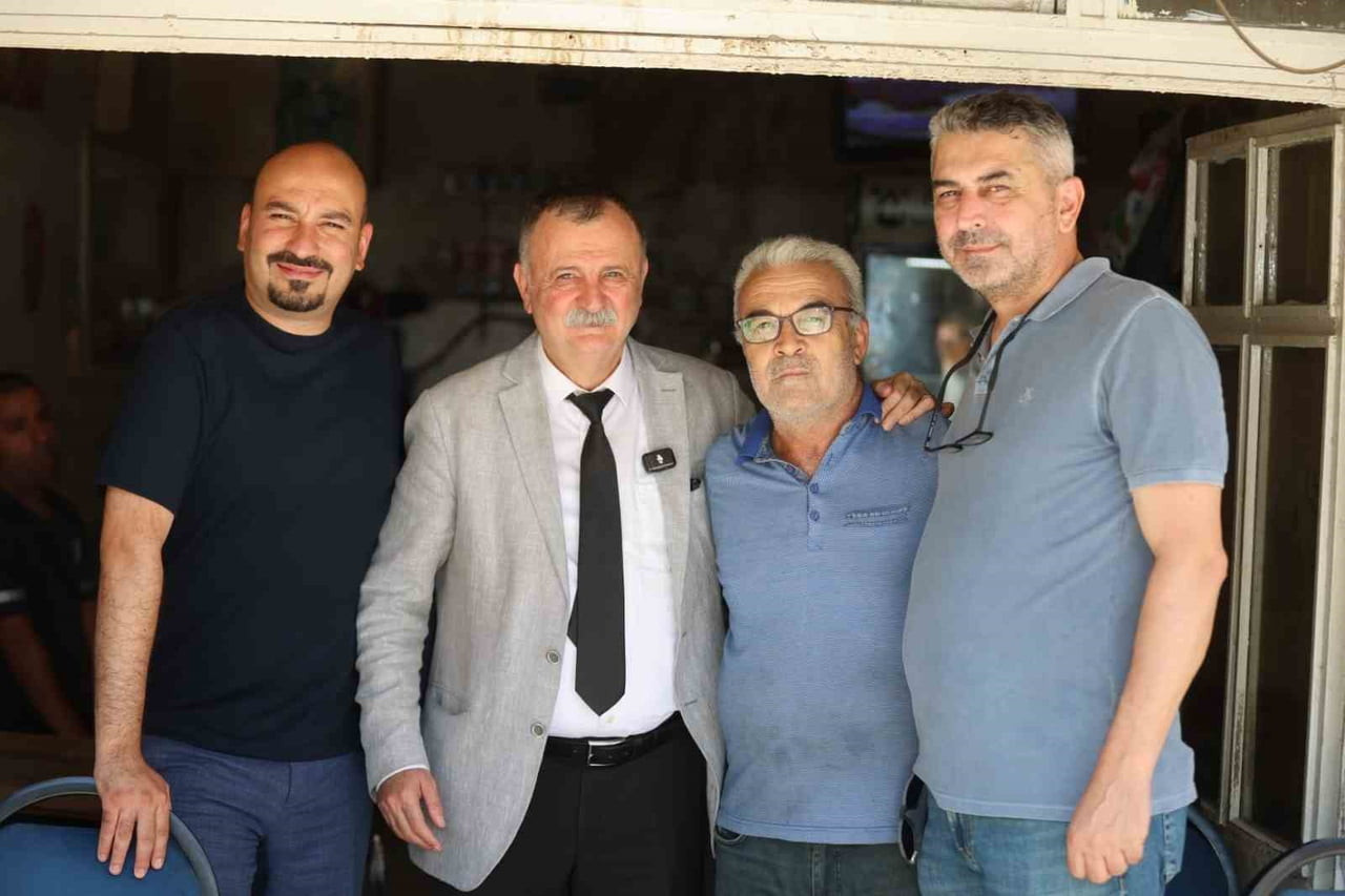 YUNUSEMRE BELEDİYE BAŞKANI SEMİH BALABAN, MURADİYE MAHALLESİ'NDE FAALİYET HİZMET VEREN ESNAFI...