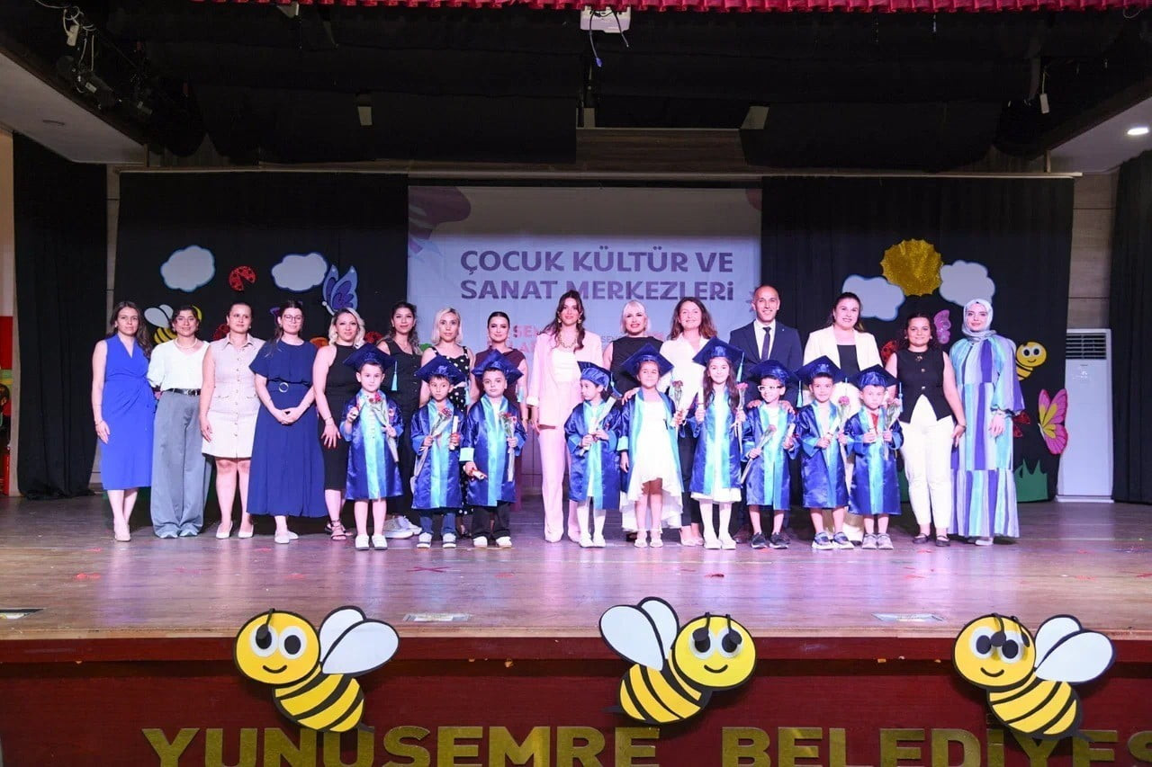 YUNUSEMRE BELEDİYESİ ÇOCUK KÜLTÜR VE SANAT MERKEZLERİ’NDE EĞİTİM GÖREN 450 MİNİK ÖĞRENCİ, YIL...