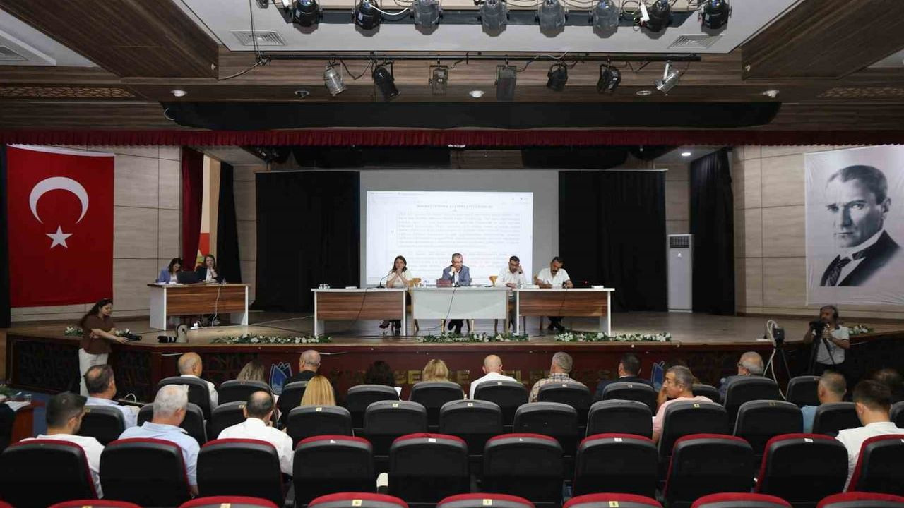 Yunusemre Meclisi’nden hizmet odaklı kararlar
