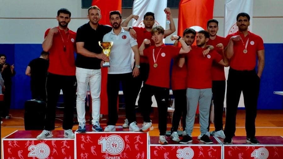 YURTLİG’DE BİLECİK FIRTINASI ESTİ