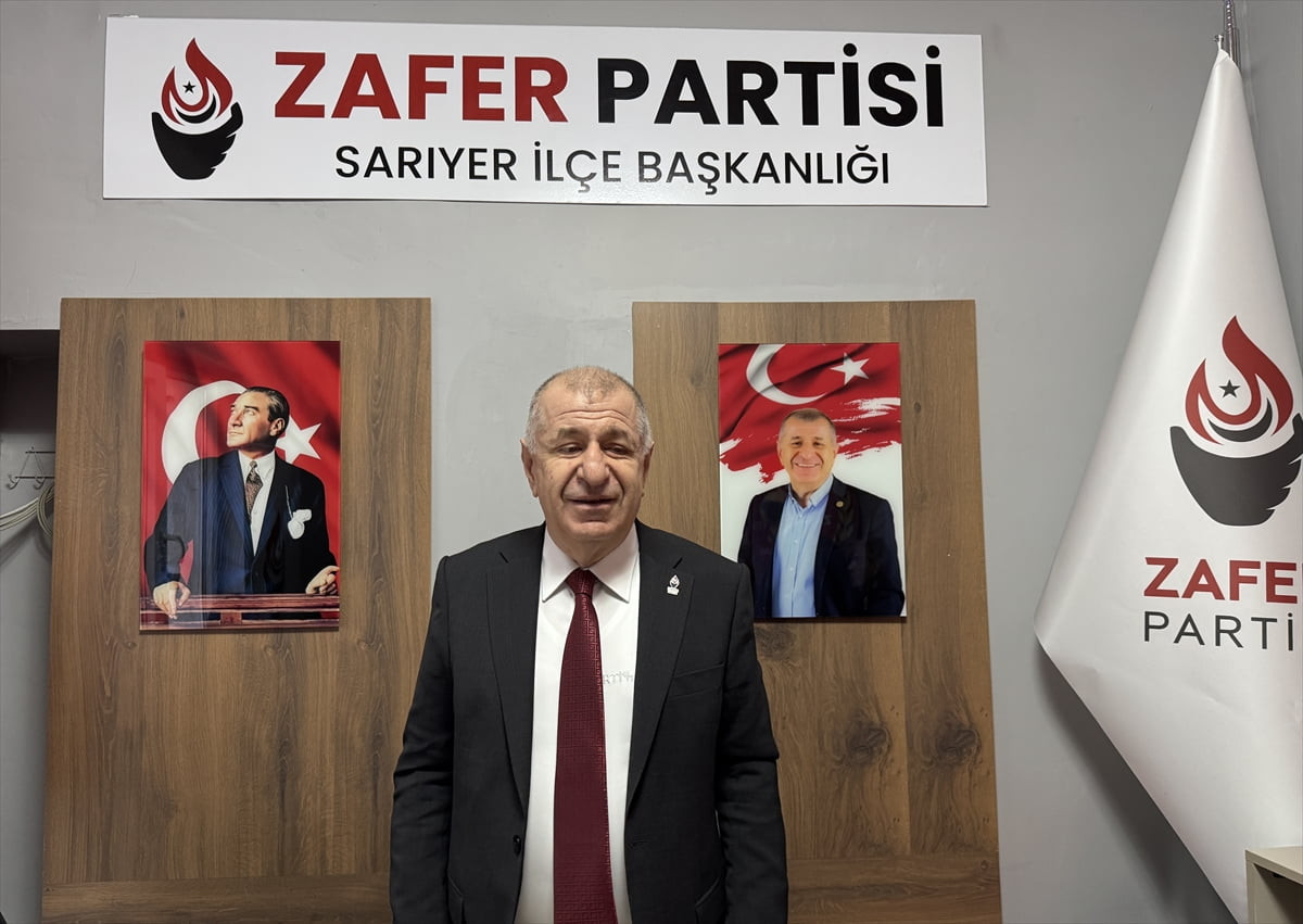Zafer Partisi Genel Başkanı Özdağ, partisinin Sarıyer İlçe Başkanlığının açılışına...