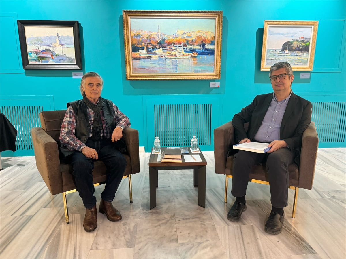 Zeytinburnu Belediyesinin ev sahipliğinde düzenlenen "Sergi Konuşmaları" etkinliğinde, İstanbul'un...