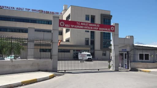 Zıpkınla balık avlarken kayalıklara sıkışarak hayatını kaybetti