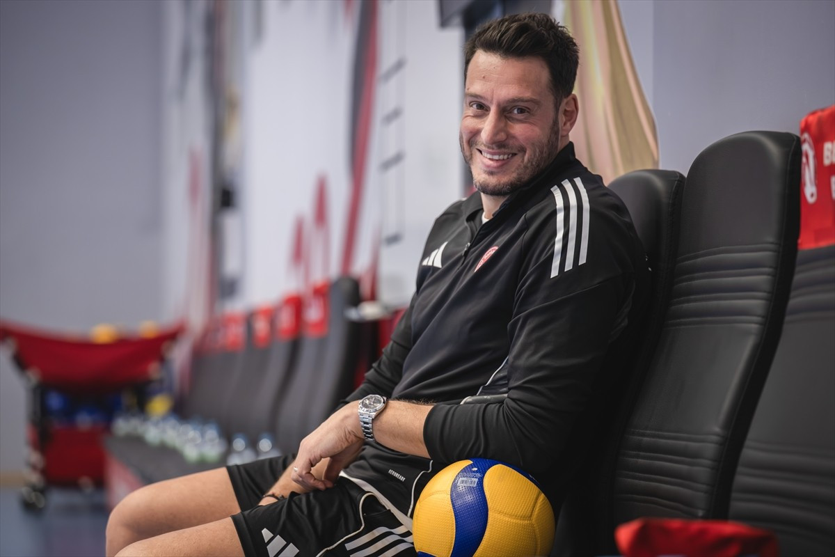 Ziraat Bankkart Erkek Voleybol Takımı Başantrenörü Mustafa Kavaz, yeni sezona ilişkin AA...