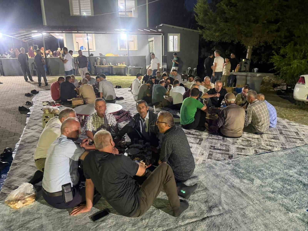 ZONGULDAK (İHA) - ZONGULDAK'IN ALAPLI İLÇESİNE BAĞLI YENİDOĞANLAR KÖYÜ MUHTARLIĞI TARAFINDAN...