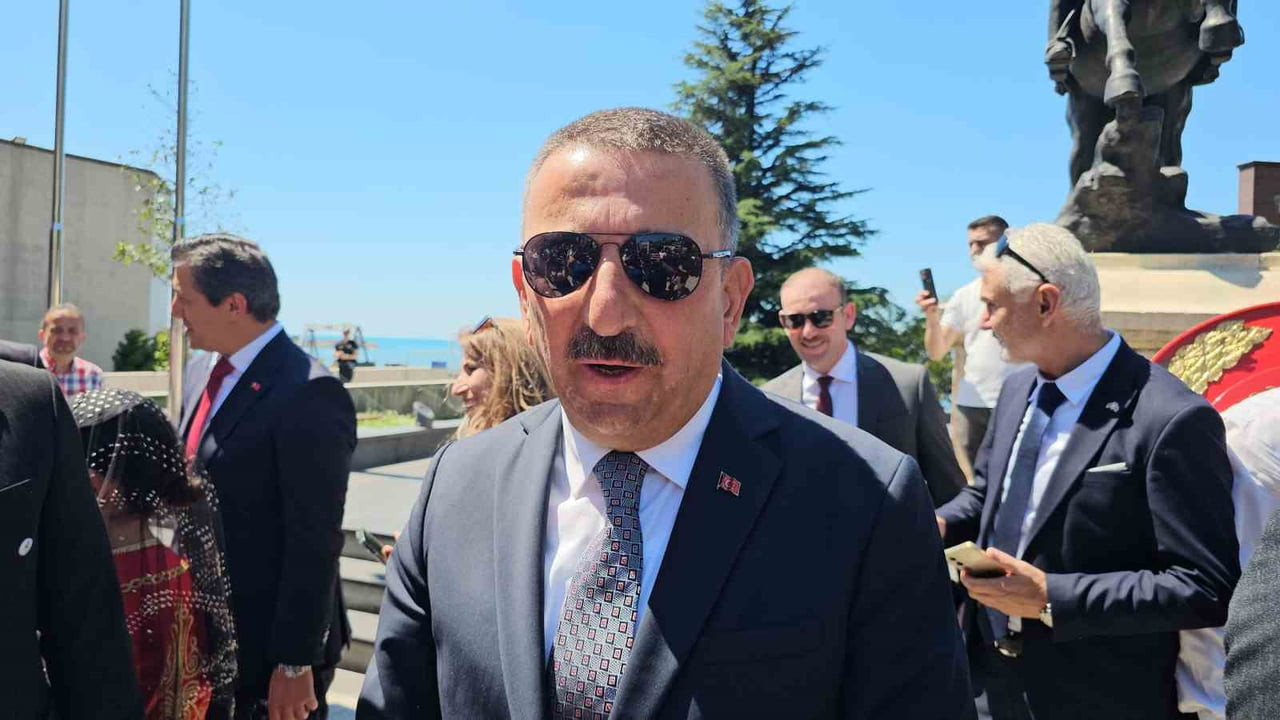 ZONGULDAK VALİSİ OSMAN HACIBEKTAŞOĞLU, ZONGULDAK'IN DÜŞMAN İŞGALİNDEN KURTULUŞUNUN YIL DÖNÜMÜNDE...