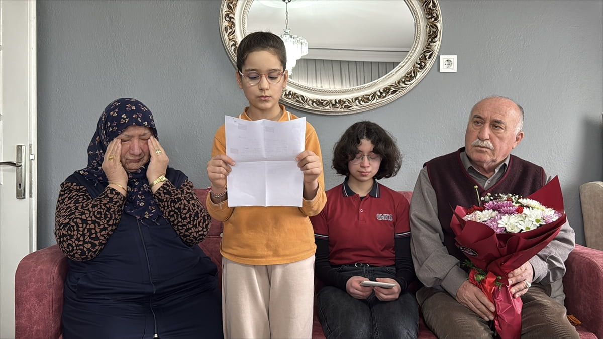 Zonguldak'ta öğrenciler, 18 Mart Şehitleri Anma Günü ve Çanakkale Deniz Zaferi'nin 111. yıl dönümü...