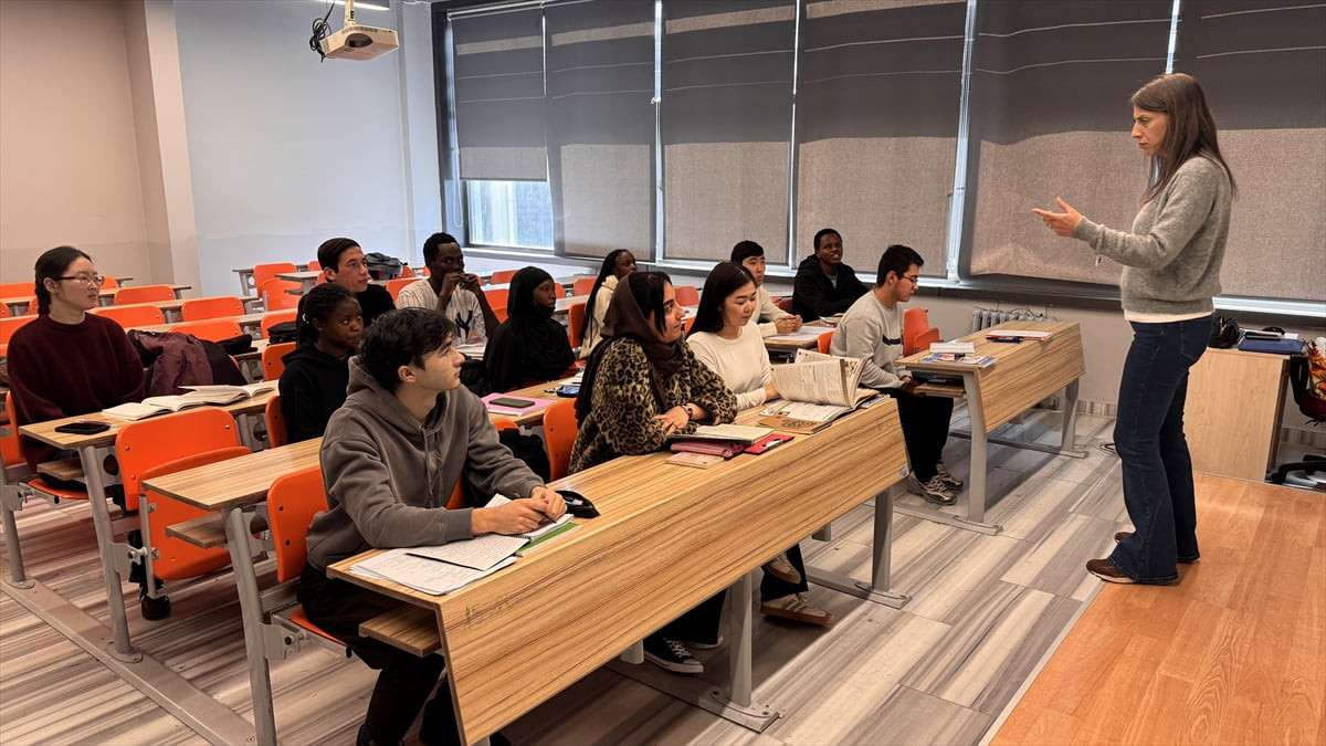 Zonguldak'ta yaşayan yabancı öğrenciler, Türkiye'nin misafirperverliği sayesinde kendilerini...