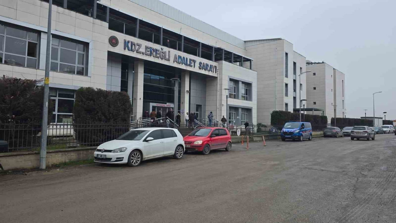 ZONGULDAK’IN EREĞLİ İLÇESİNDE HAKKINDA “TELEFON DOLANDIRICILIĞI” SUÇUNDAN KESİNLEŞMİŞ 40 YIL HAPİS...