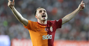 Kerem Aktürkoğlu'nun stat çıkışı görüntüleri gündem oldu: Sende mi beni sevmeyenlerdensin?