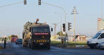 Sınır Hattına Askeri Araç Sevkiyatı