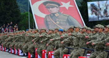 Sivas'ta Acemi Birliğindeki Yemin Töreninde Duygu Dolu Anlar Yaşandı