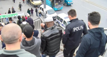 Senegal Uyruklu 2 Kişi Metrobüste Bir Kadını Taciz Etti