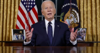 ABD’li vatandaş, Biden’ın yüzüne Filistin için haykırdı!