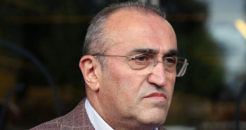 Abdurrahim Albayrak Yenilginin Ardından Çıldırdı
