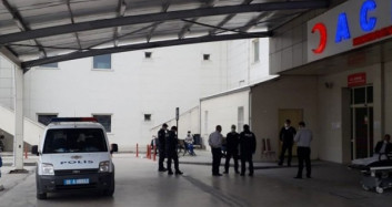 Adana'da Taşlı ve Sopalı Kavga: 1 Yaralı