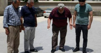 Adana'da Vatandaşlar Asfaltta Yumurta Pişirdi