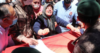 Ağrı’da Şehit Olan Polis Veli Kabalay Denizli’de Toprağa Verildi