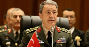 Hulisi Akar Açık Açık Yunanlıları Uyardı
