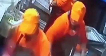 Kaynar Suyu Arkadaşının Yüzüne Döktü!