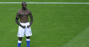 Almanya İtalya'yı EURO 2012'de Elemeyi Başardı