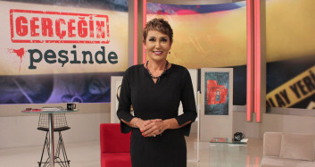 Gerçeğin Peşinde Stüdyosunda Kocasının Kızı İle Evlendiğini Öğrenen Kadın, İntihar Etti!