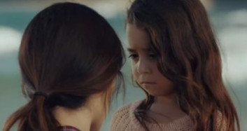 Zeynep Melek'in Annesi Oldu