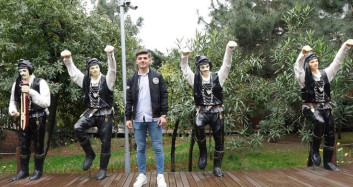 Apple'in Yeni Yüzü Trabzonlu Mustafa Mert Topal!