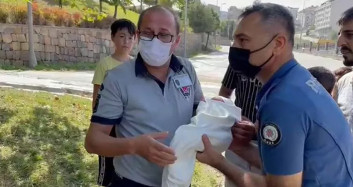 Arnavutköy'de Parkta Terk Edilmiş Bir Bebek Bulundu