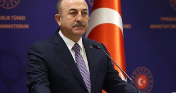 Avcılar'da Vatandaş İle Polis Arasında Sokağa Çıkma Tartışması