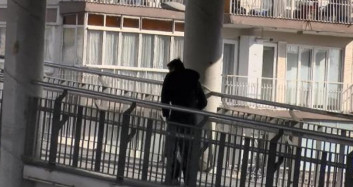Avcılar'da Vatandaşı Kandıran Dilencinin Görüntüleri