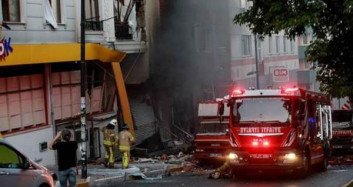 İstanbul'da Bir Binada Korkutan Patlama!