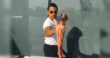 Nusret'in Bu Videosu Bir Günde 5 Milyon Kez İzlendi!