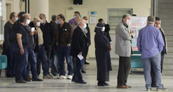 Bolu’da İftarını Açan Aşı Olmaya Koştu: Hastanede Kuyruk Oluştu