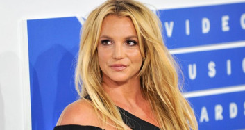 Britney Spears Evini Spor Salonunu Yaktı