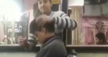 Daha Önce Hiç Böyle Berber Görmediniz! Şok Olacaksınız