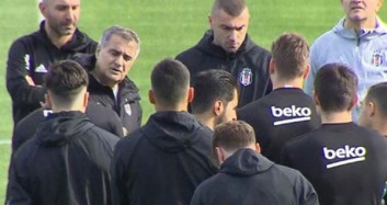 Burak Yılmaz Beşiktaş'la İlk Antrenmanına Çıktı
