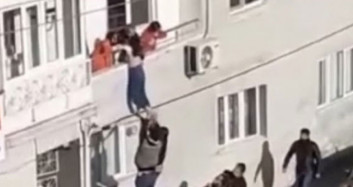 Bursa'da Kahraman Baba Kızının İntiharını Engelledi